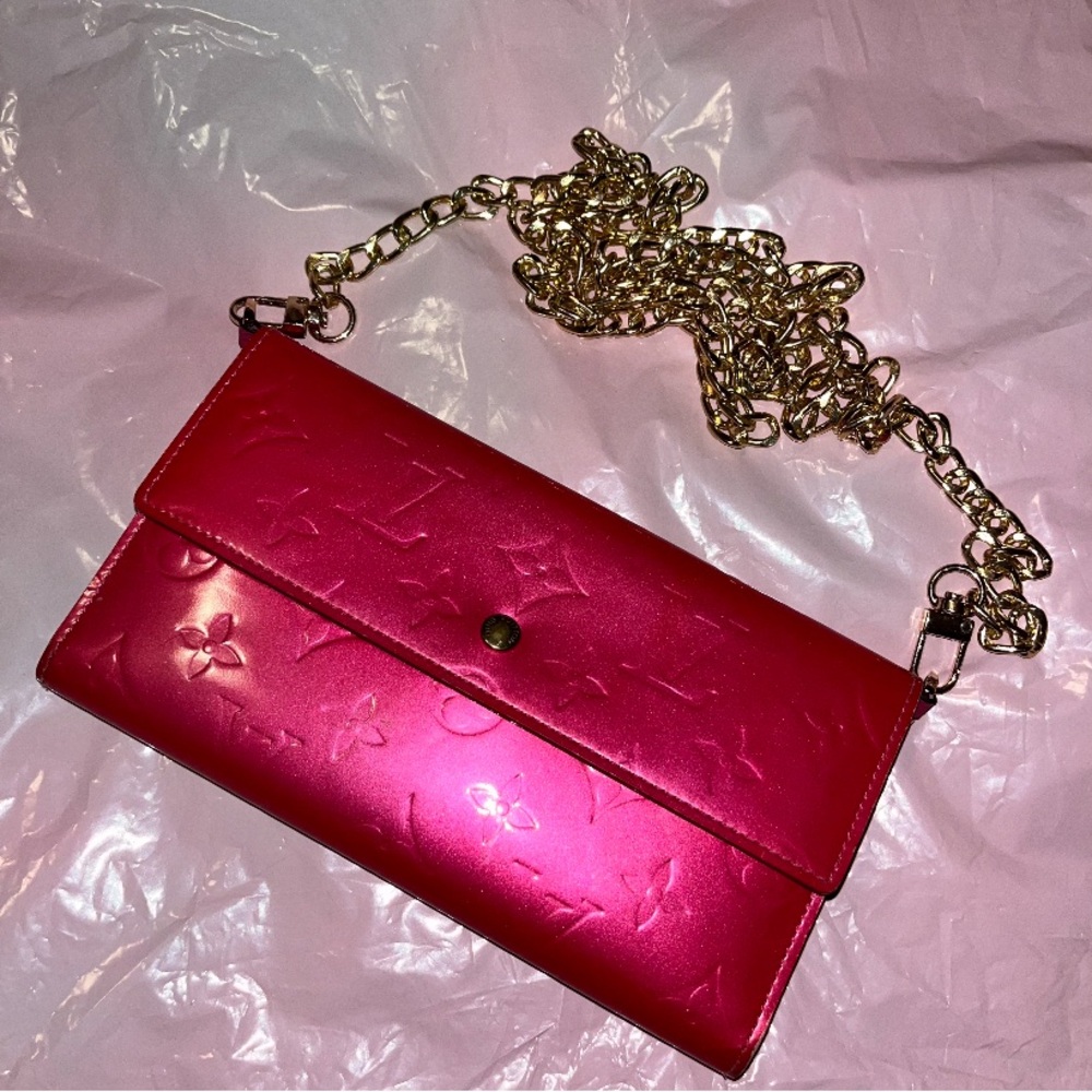 LOUIS VUITTON vernis wallet on a chain, hot pink, y2k vintage, AUTHENTIC - Picture 4 of 8